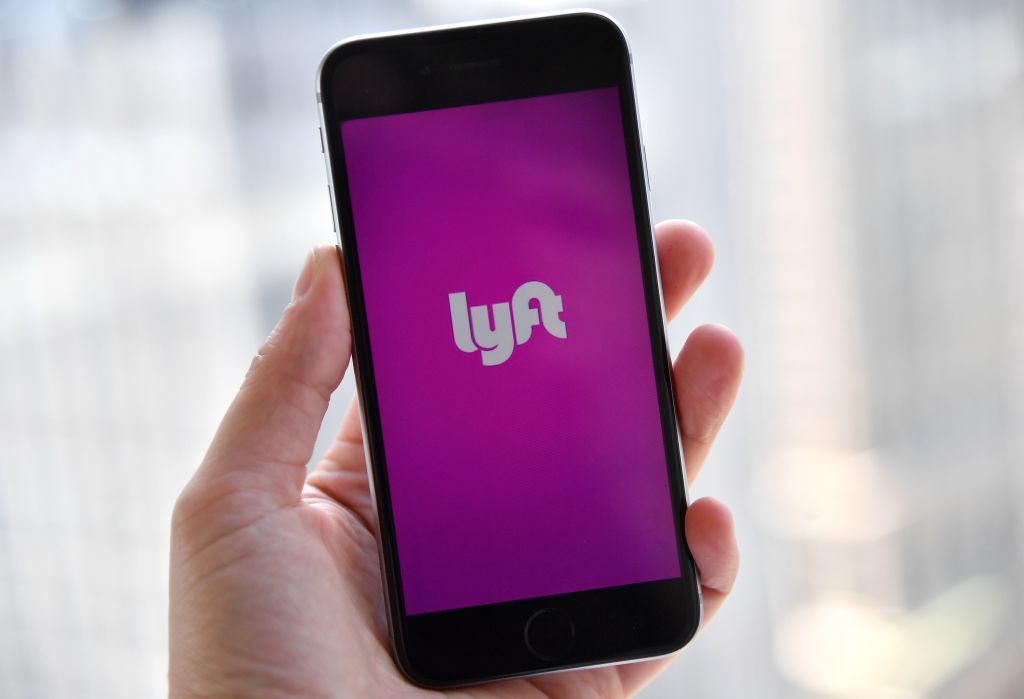 Lyft to add gender-neutral pronouns to app