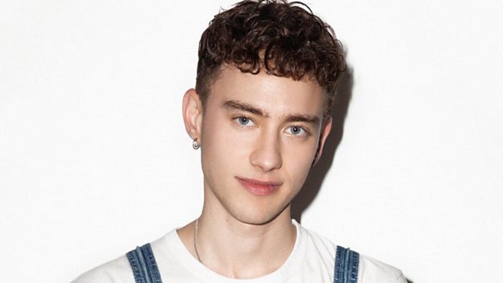 Olly Alexander says it's time for Love Island to make space for LGBT+ singles and thruples
