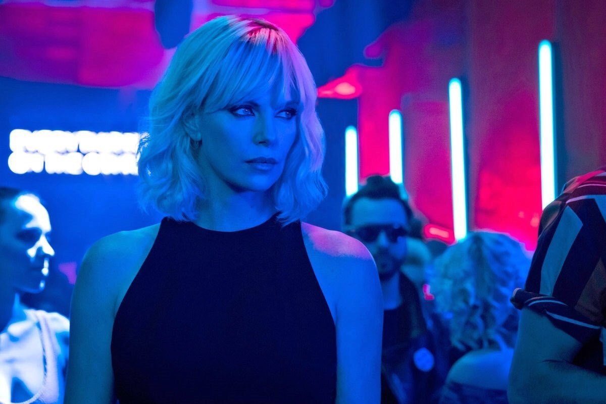 Bisexual lighting is your new favourite viral meme