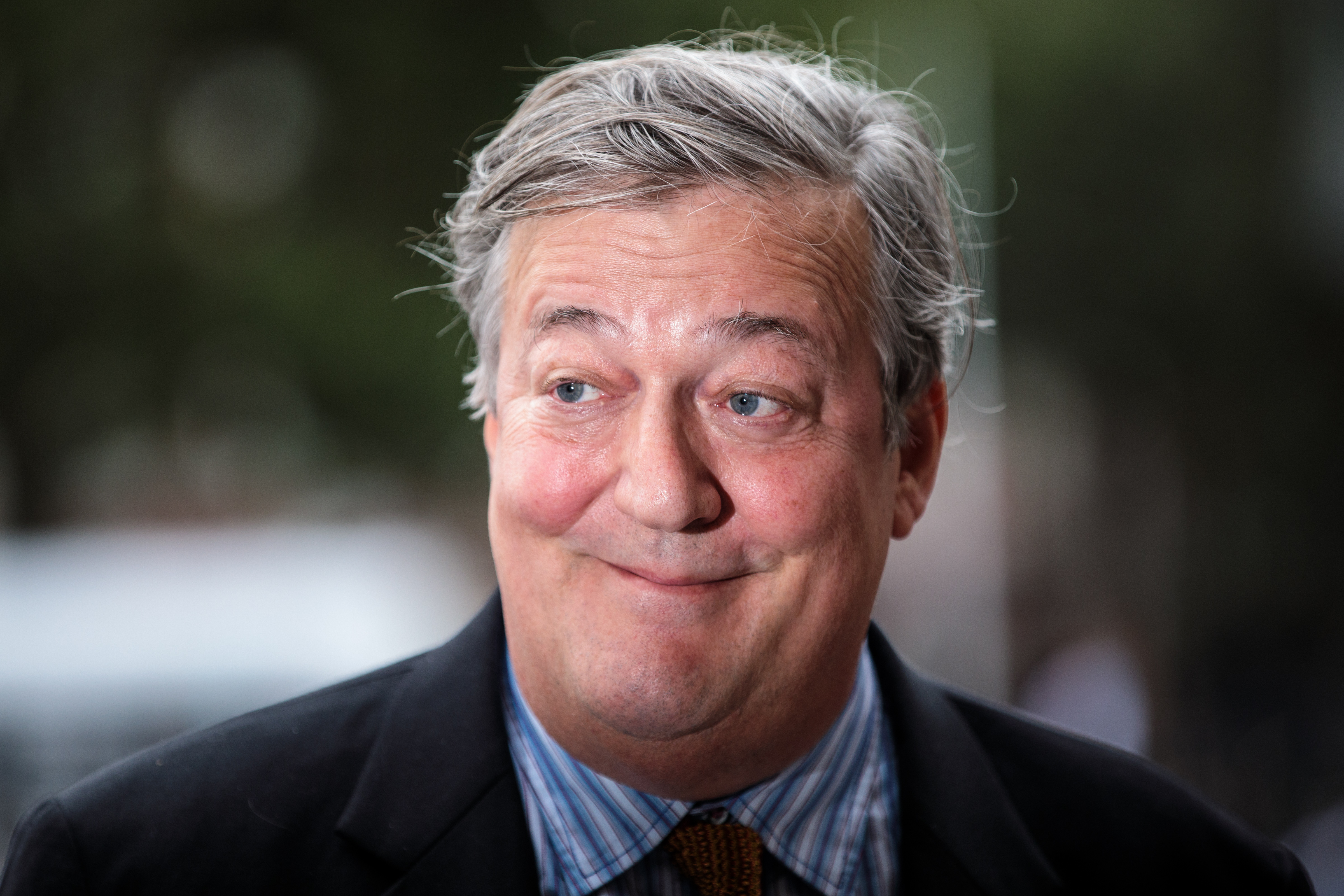 Stephen Fry asks people to 'weep for Britain' in scathing attack on government