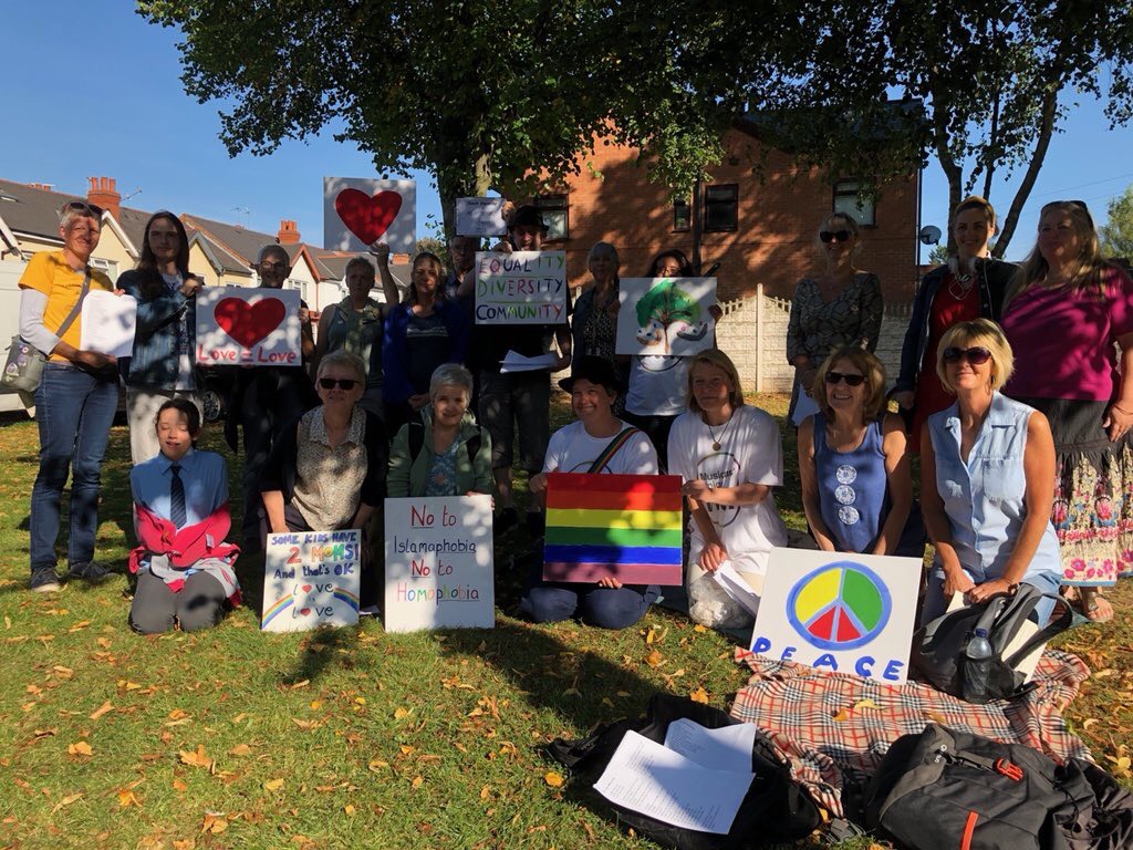 This gay musician is singing songs about love to drown out anti-LGBT protests outside Birmingham school