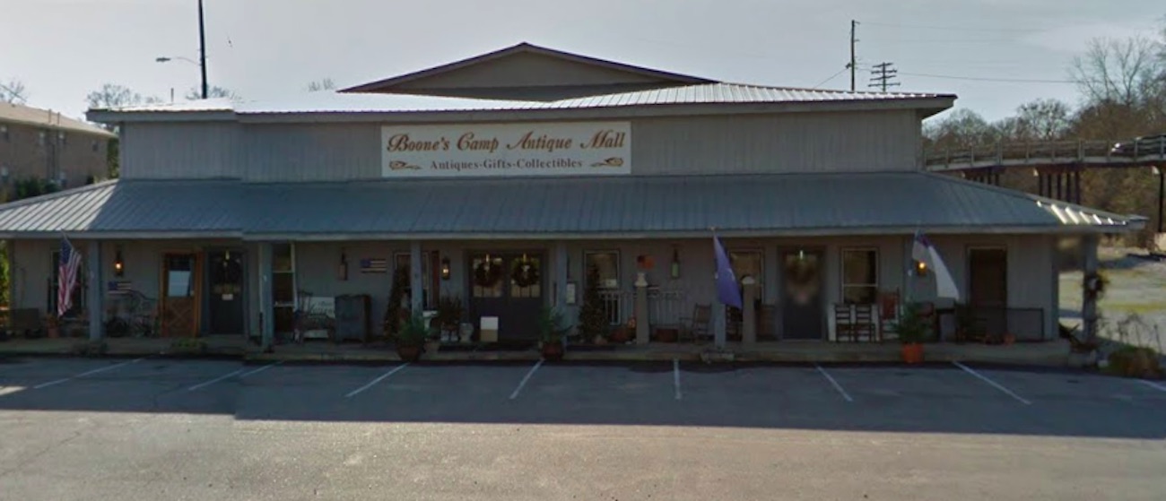 Mississippi wedding venue apologises for refusing mixed-race couple, stands by anti-gay bias