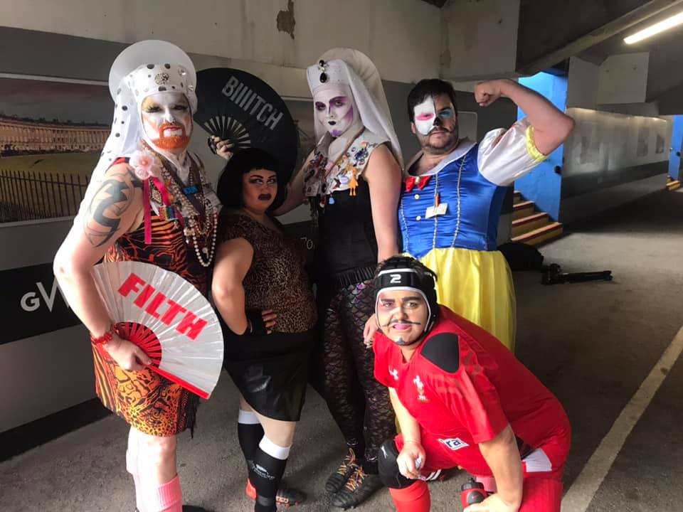 Rugby team of drag queens competes in charity game