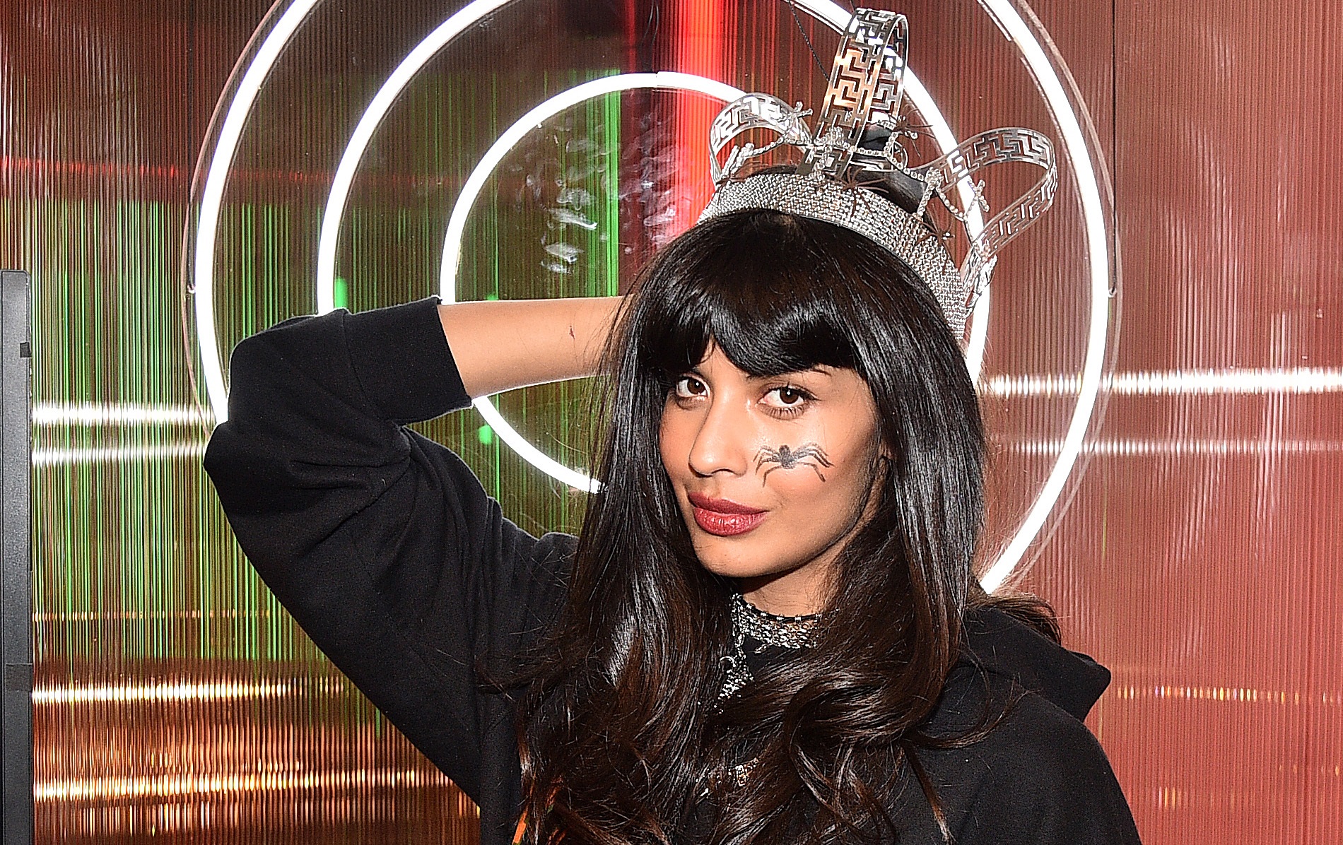 Jameela Jamil is popping off at anti-trans activists on Twitter and it's glorious