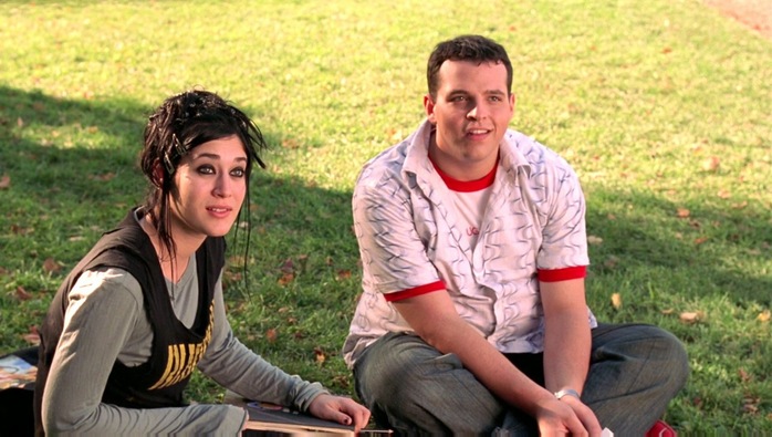 Lizzy Caplan (L) and Daniel Franzese in Mean Girls. (Mean Girls/IMDb)