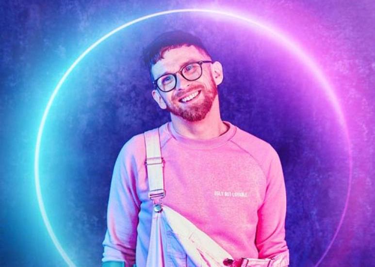 Gay man with cerebral palsy joins The Circle and wants to show he's 'fearless'