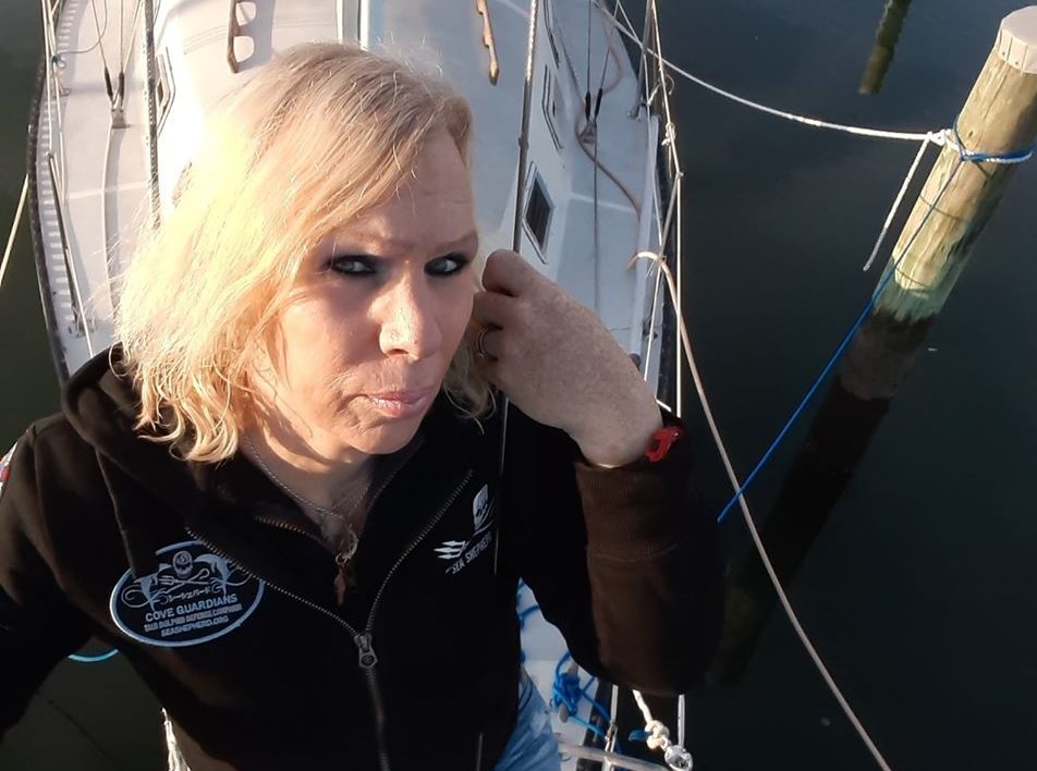 Trans woman to make history by sailing around the world solo, nonstop and completely unaided