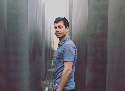 Pete Buttigieg's husband shares tone deaf picture of presidential hopeful at Holocaust Memorial