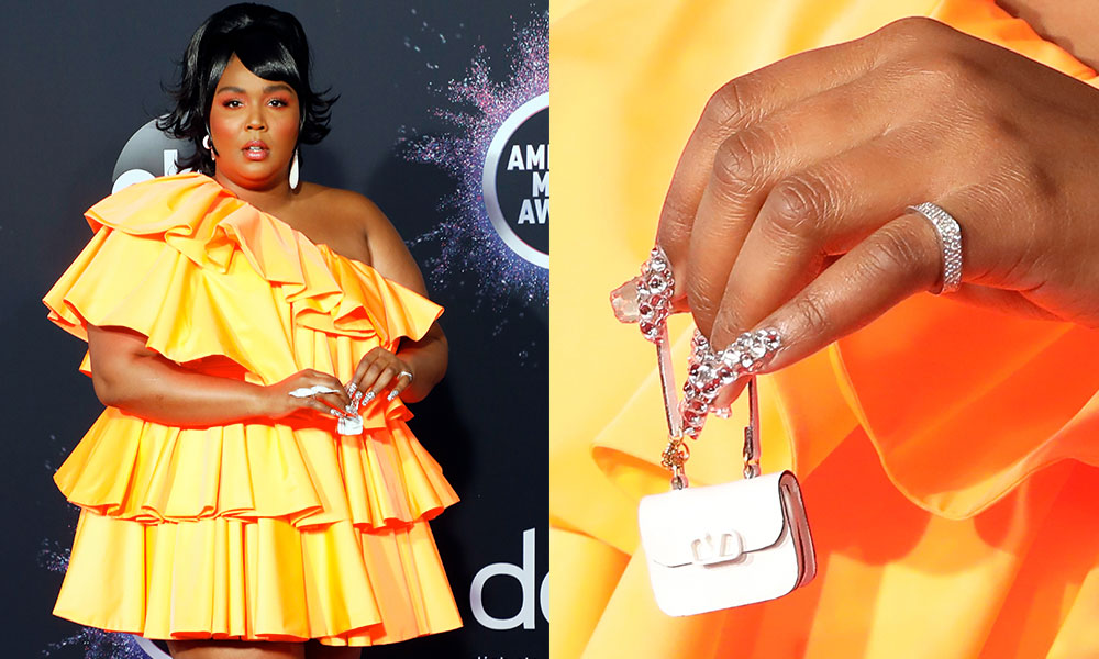 The winner of the AMAs? Lizzo carrying a minuscule bag 'big enough for my f***s to give'