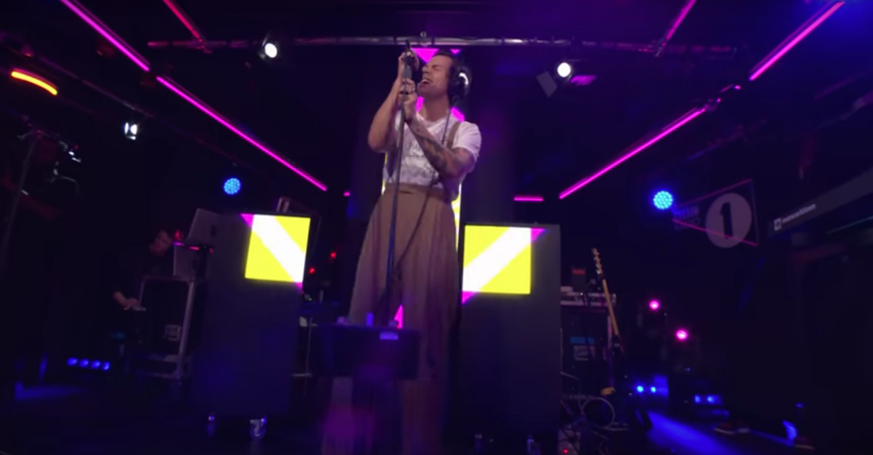 Harry Styles sang Lizzo's Juice and you need to stop what you're doing and watch it right now