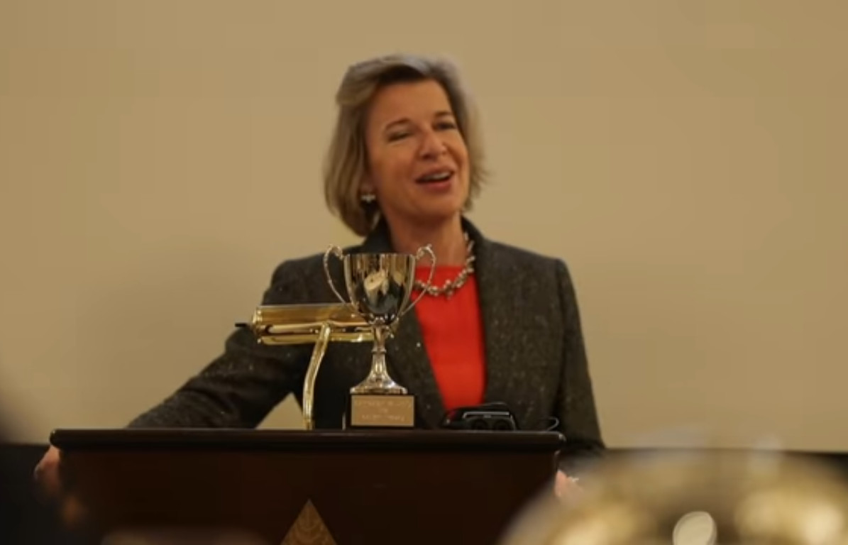 Katie Hopkins tricked by YouTube prankster into picking up ‘C**t’ award and it’s iconic