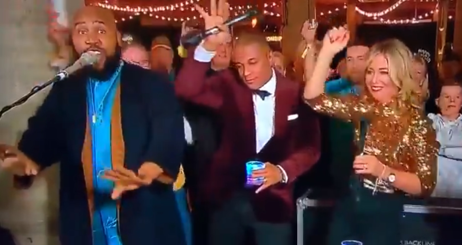 Gay CNN anchor Don Lemon rings in the New Year with his annual tradition of getting drunk on live TV