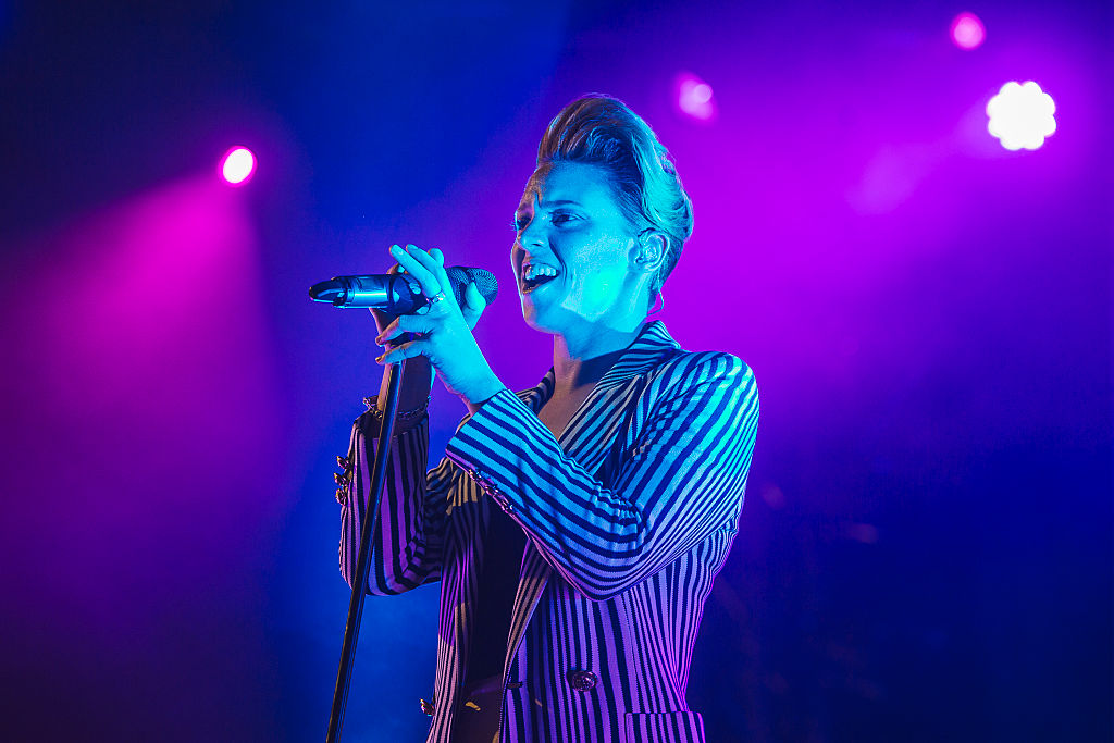 La Roux reveals the heartbreaking reason why she hid her sexuality early in her career