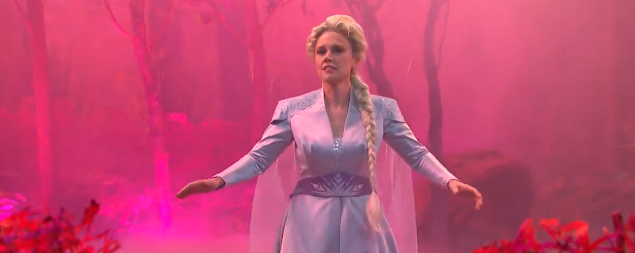 Frozen's Elsa finally came out as gay – or at least, Kate McKinnon's version did