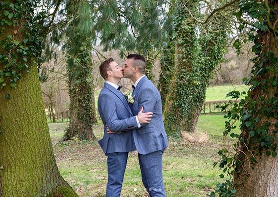 Olympic gold medalist Matthew Mitcham marries his partner in fairytale wedding ceremony