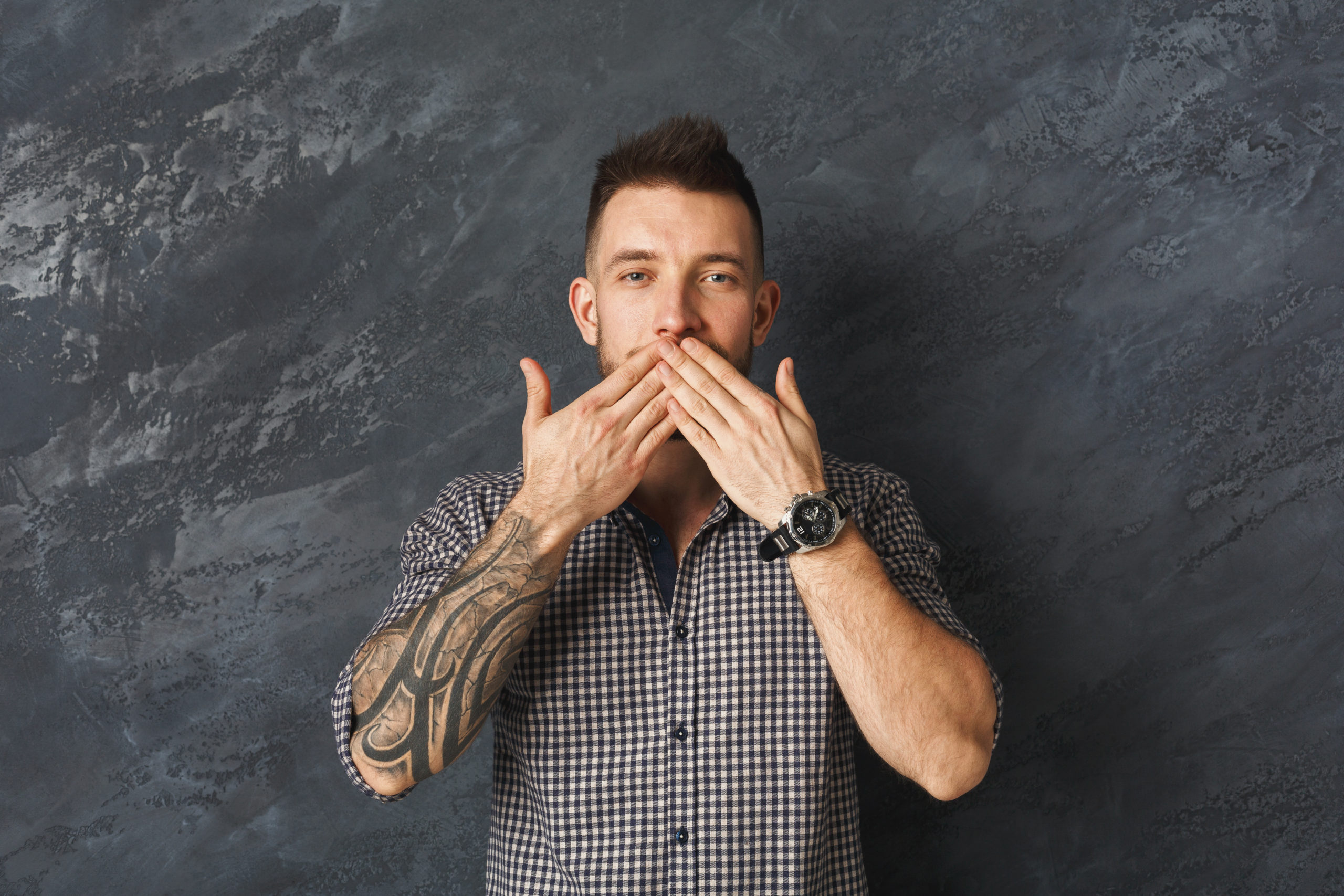 Gay guy slams his brother for 'sabotaging' his coming out moment by not acting surprised