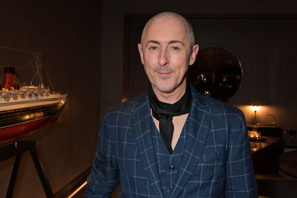 Alan Cumming has a very clear message for people who don't like sharing pronouns: 'F**k you'