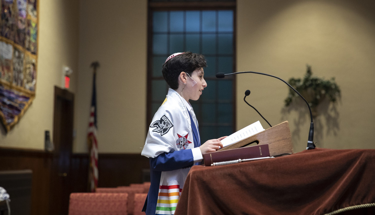 Jewish teen shuns gendered coming-of-age ceremonies for a 'super cool' gender-neutral b'nai mitzvah