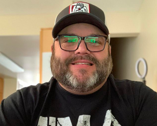 Transphobic, Trump-supporting anti-masker dies of coronavirus after dismissing the pandemic as a 'load of hype'