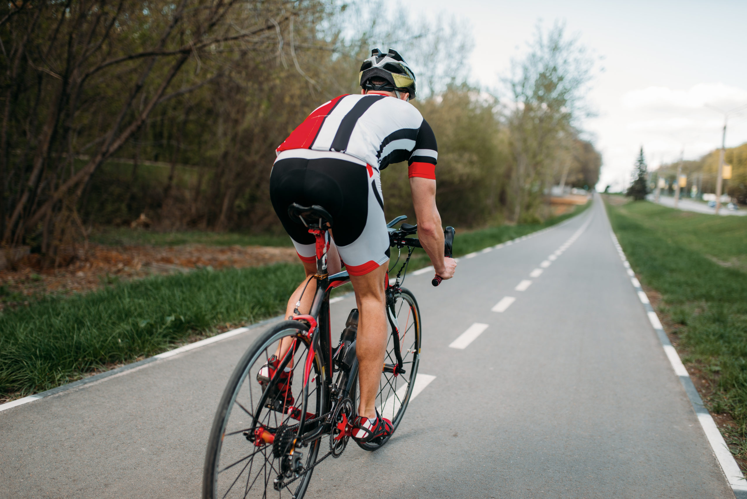 Pathetic homophobe vandalises roads with obscene graffiti claiming ‘tight lycra’ wearing cyclists are gay