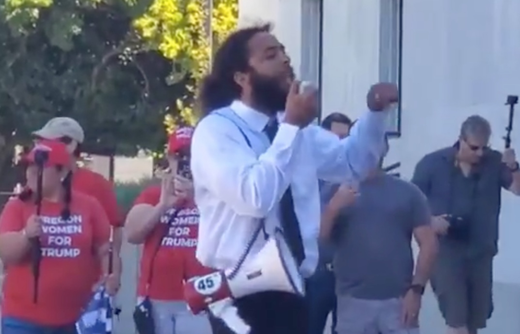 'All Lives Matter' protester compares being LGBT+ with pedophilia and calls for Democrats to be shot while Trump supporters cheer on