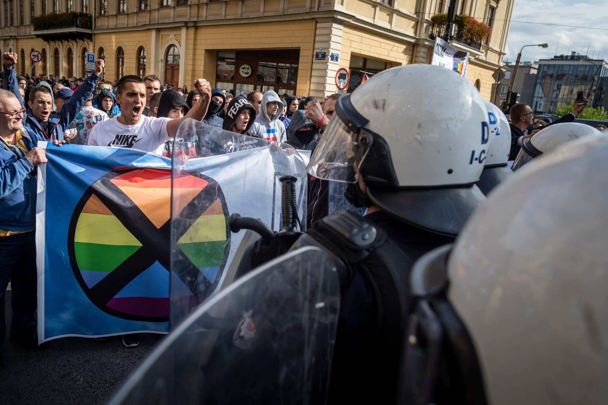Poland to consider outright ban on LGBT+ Pride parades after horrifying bill backed by more than 200,000 homophobes