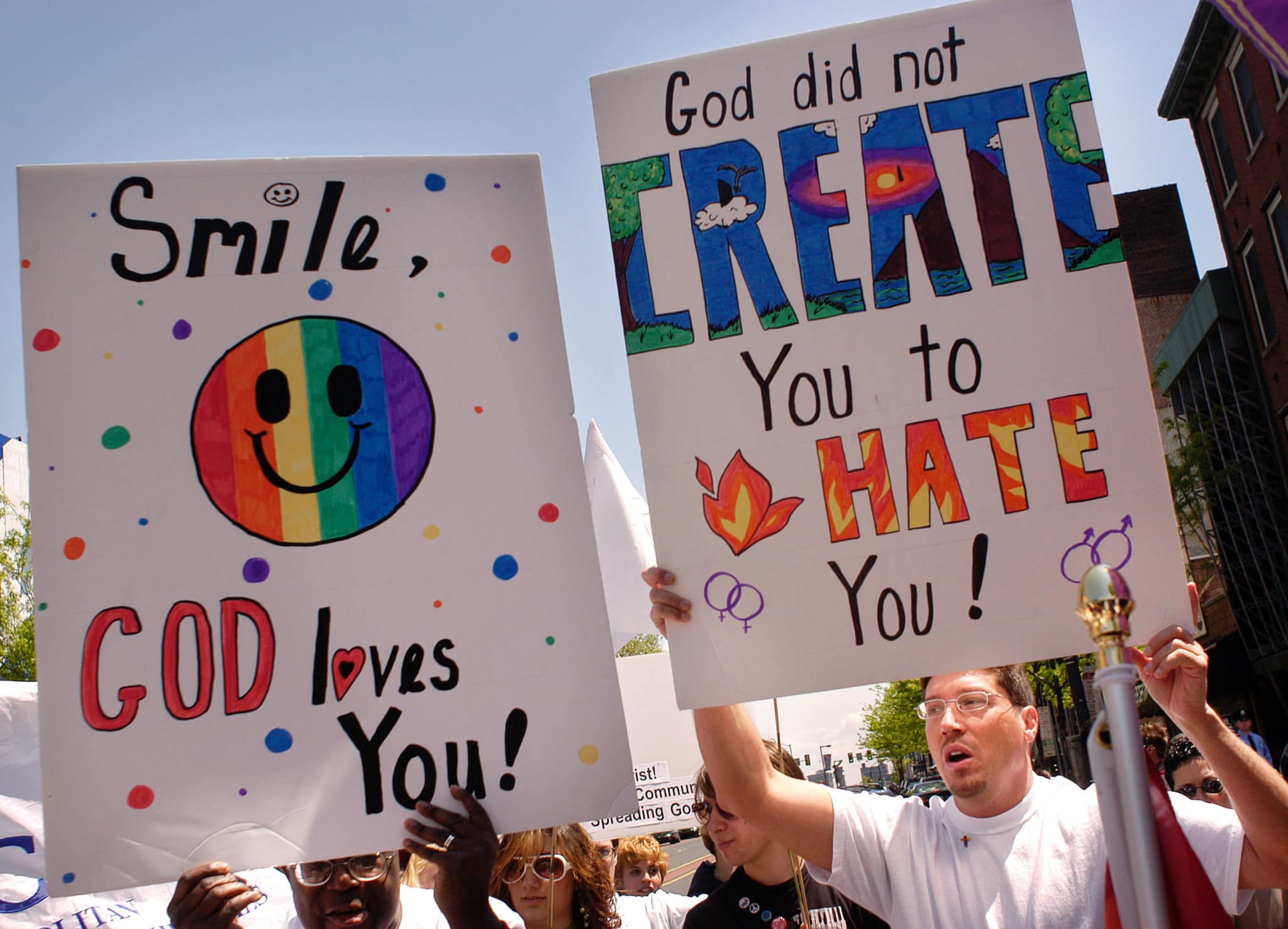Hundreds of religious leaders declare all LGBT+ people are 'precious' in call for global conversion therapy ban