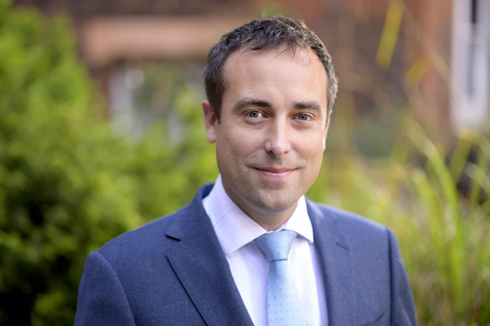 School headmaster, inspired by his students, to 'make history' coming out as gay to pupils in online assembly