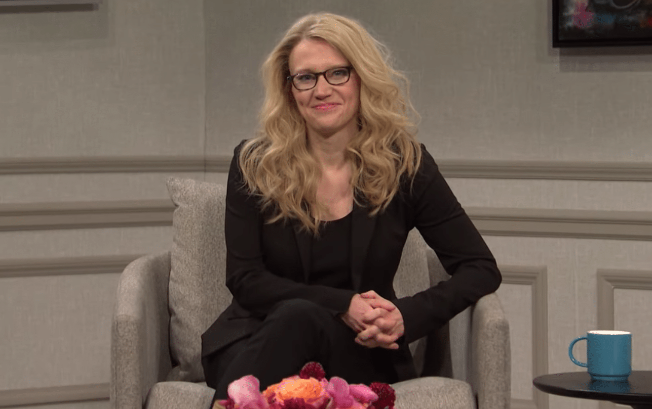 Queen Kate McKinnon takes aim at the entire US in blisteringly hilarious SNL skit
