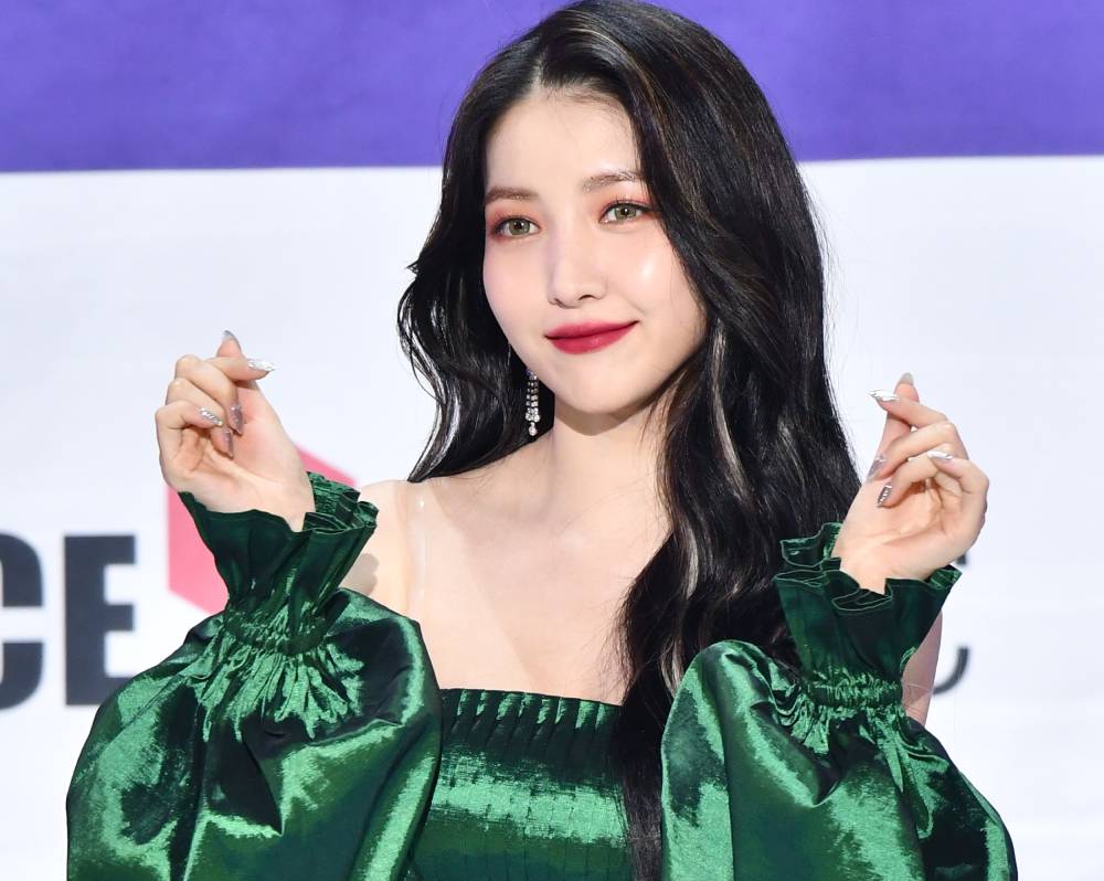 K-pop star Sowon issues divisive apology after posing with Nazi mannequin