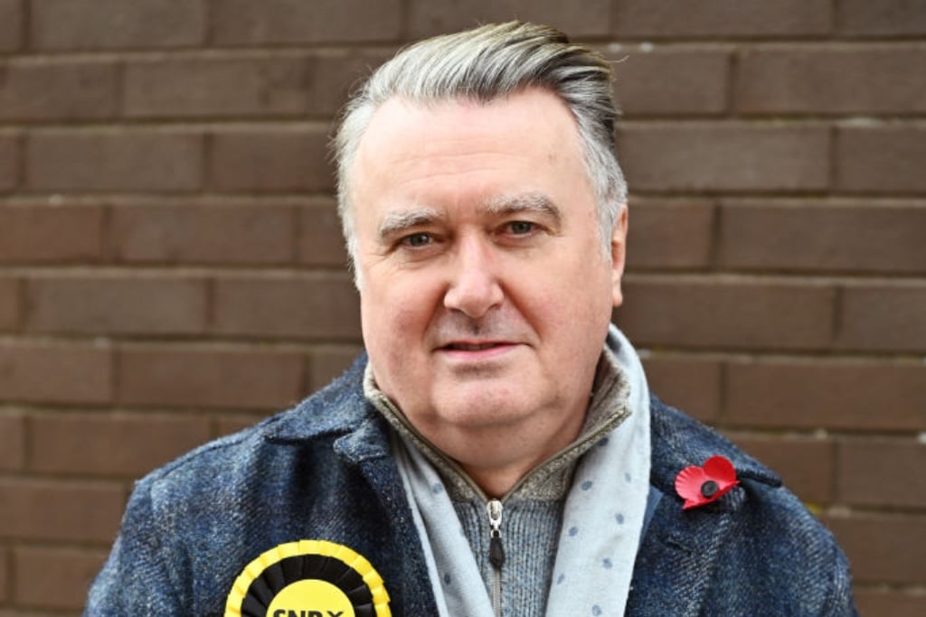 Gay MP John Nicolson wants explanation for LGB Alliance charity status