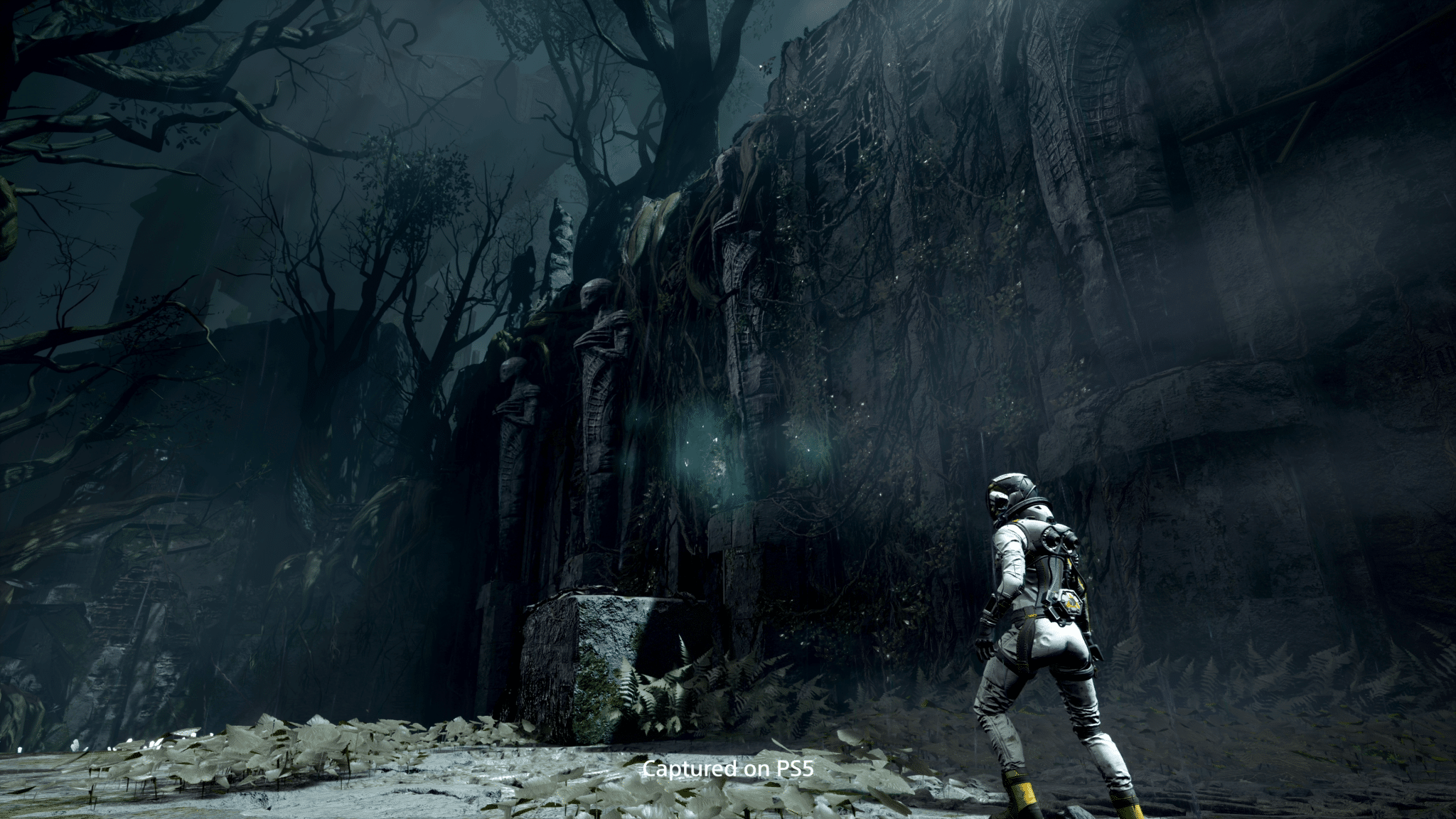 Essential Returnal tips and tricks to help you beat the early stages of this brutal PS5 shooter