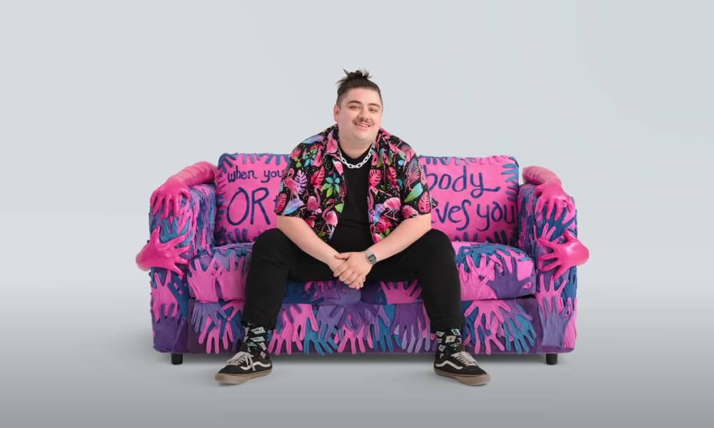 'Bisexual IKEA couch guy' explains surprisingly moving story behind the nightmare sofa