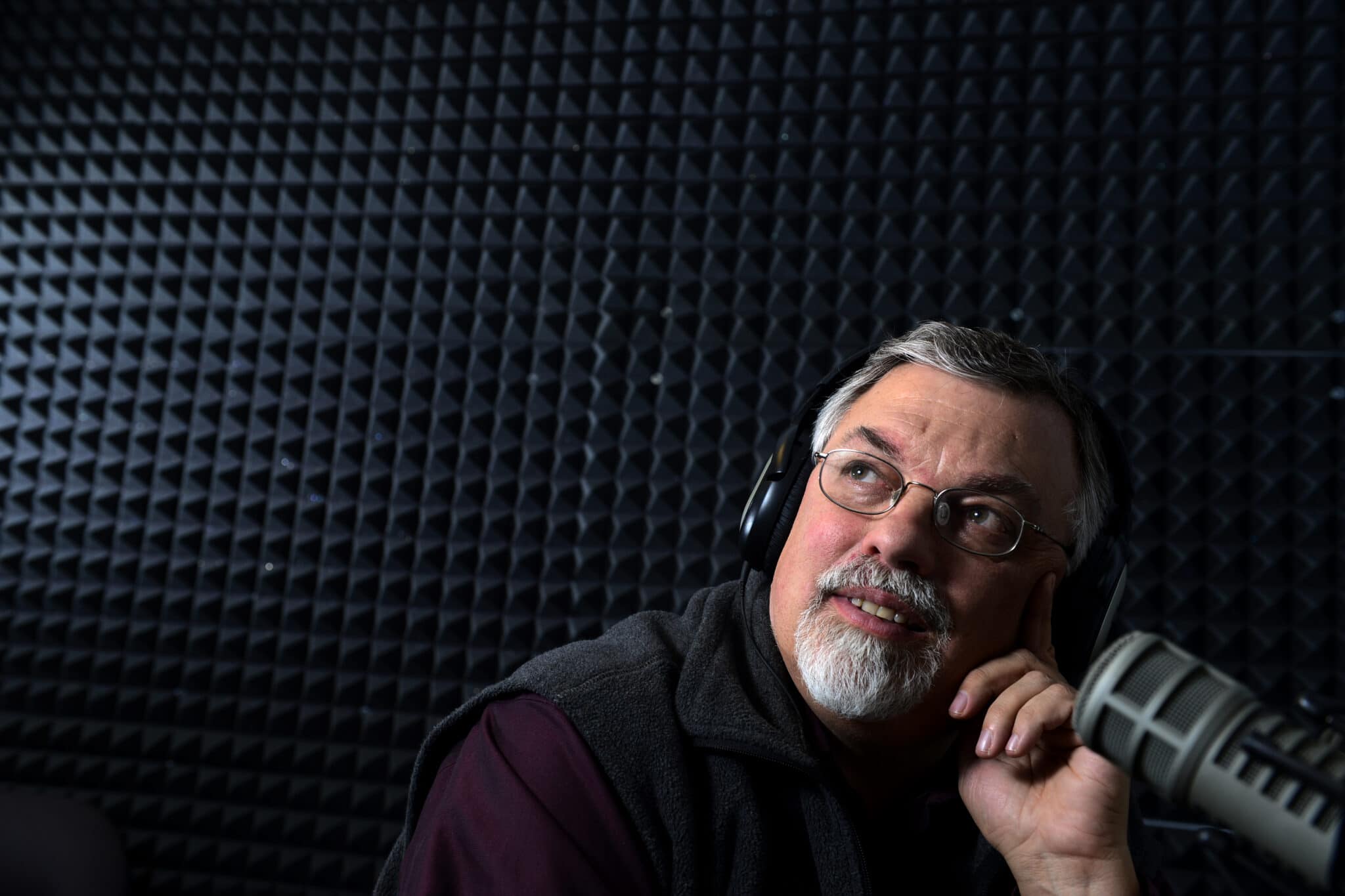 Anti-gay radio host Bob Enyart, who shamefully mocked AIDS victims, dies with COVID-19