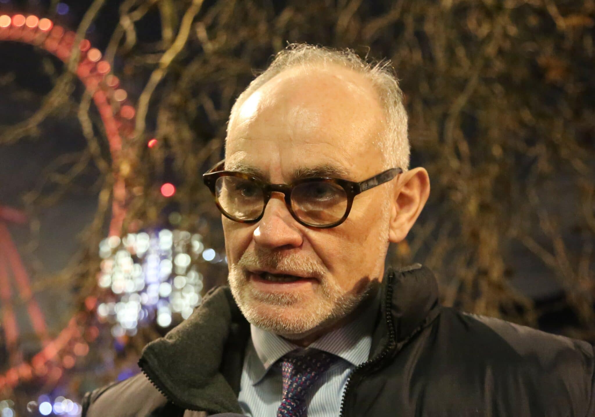 Tory MP Crispin Blunt demands government act on 'cruel and unusual' trans healthcare crisis