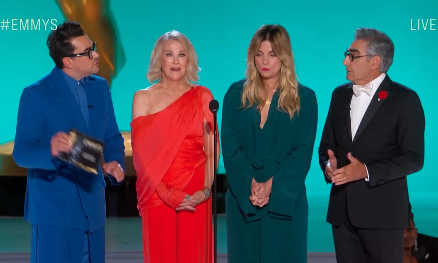 Schitt's Creek cast reunite and steal the Emmys with hilariously 'embarrassing' malfunction