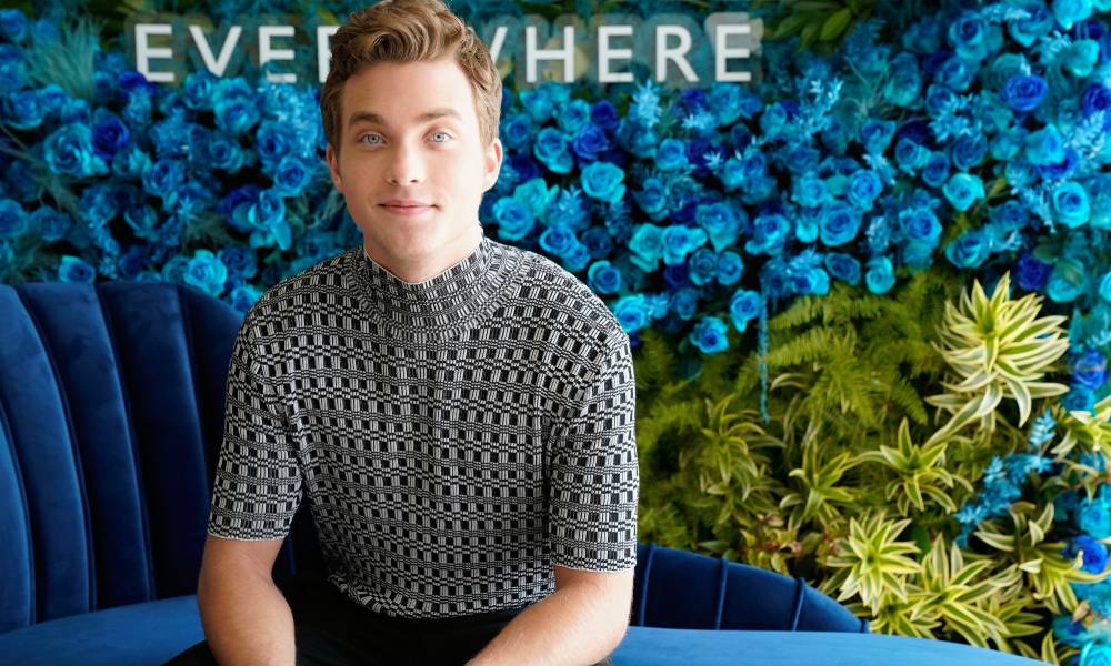 Superman and Lois actor addresses whether bisexual Superman will make it to TV