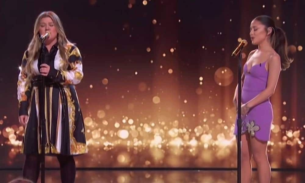 Ariana Grande and Kelly Clarkson's big pop girl tribute is the stuff of dreams