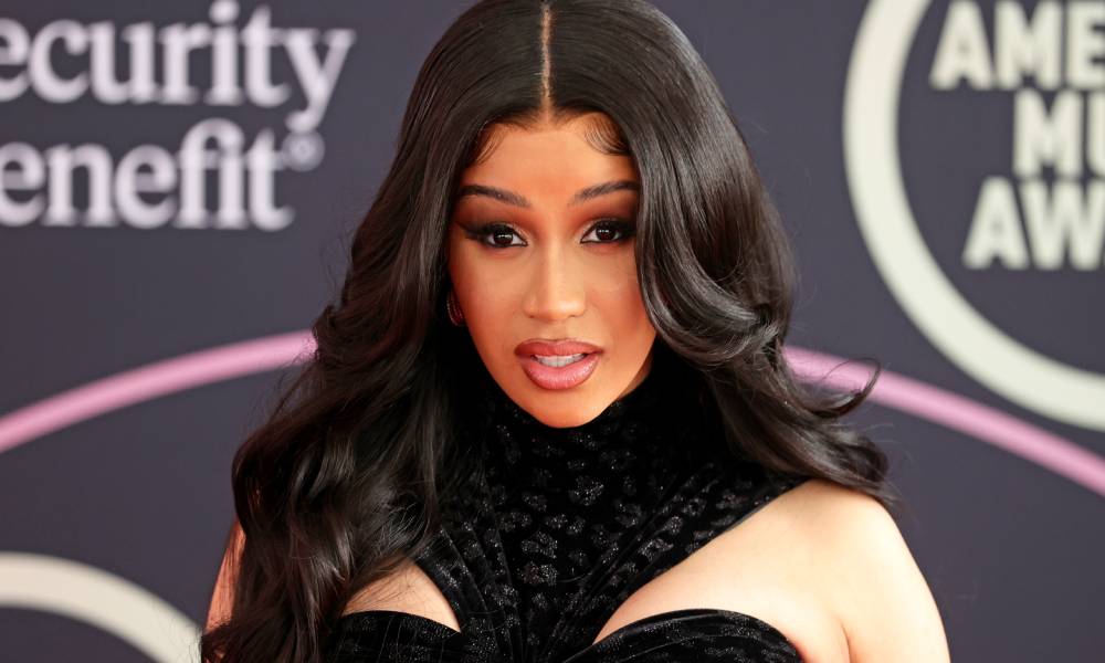 Cardi B calls out 'ugly homophobes' in peak Cardi B fashion
