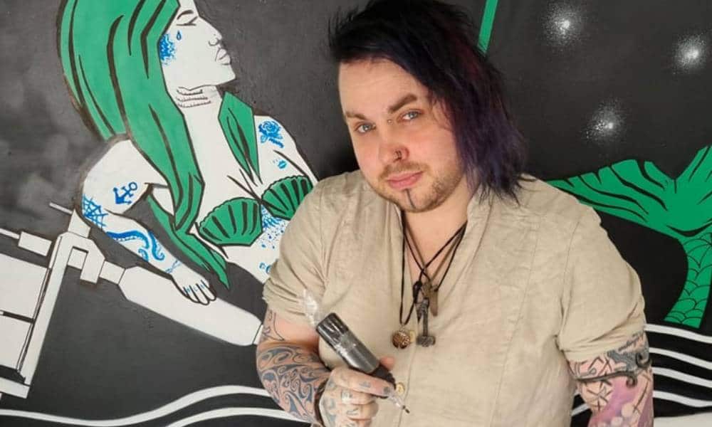 Trans-owned tattoo studio takes gender dysphoria battle into its own hands: 'The UK has no help'