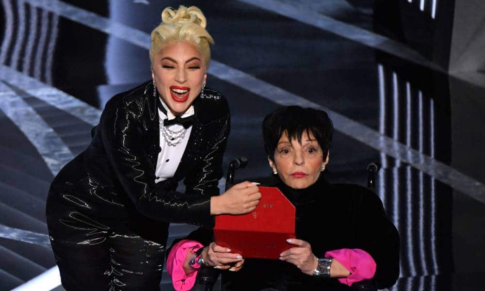 Liza Minnelli 'forced' on stage in wheelchair at Oscars, claims friend: 'She was sabotaged'