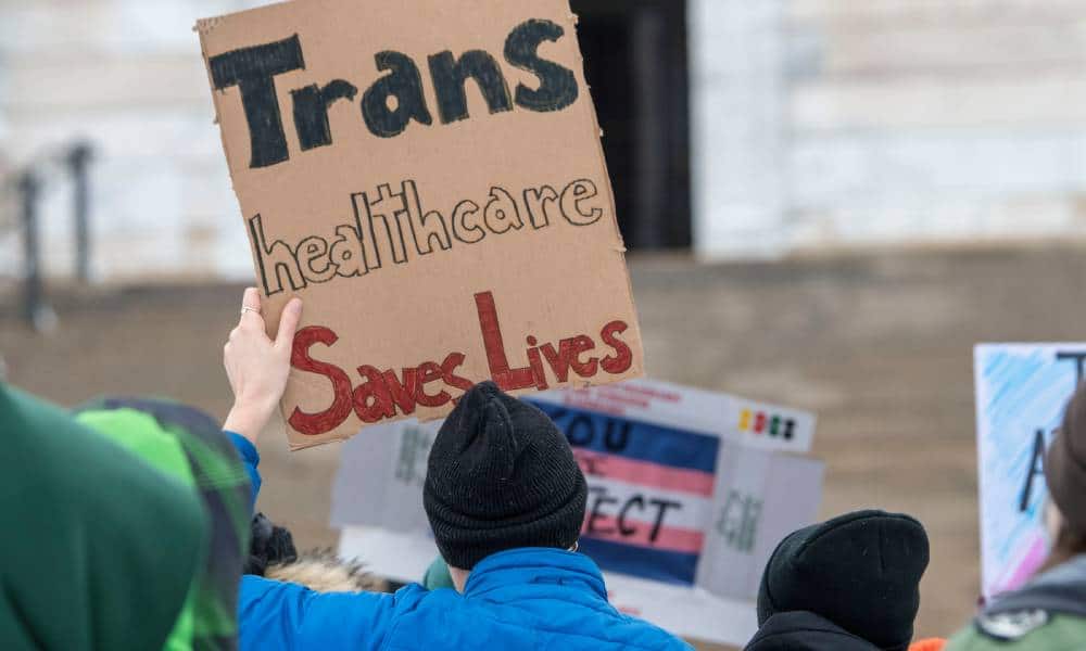 Trump-appointed judge partly blocks cruel ban on trans youth healthcare in Alabama