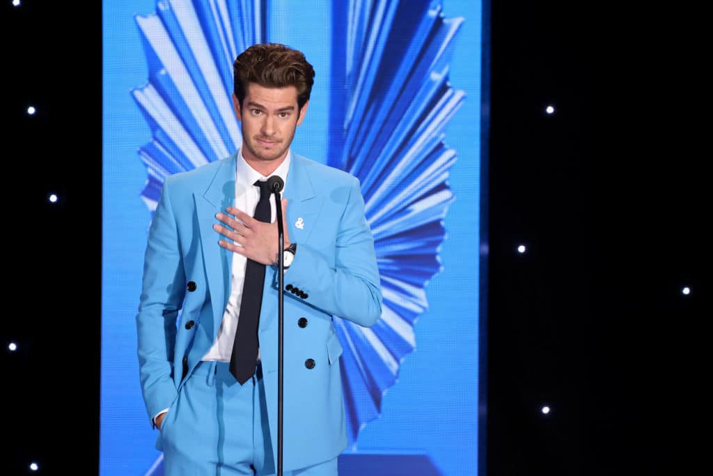 Andrew Garfield wore a trans flag pin to the GLAAD Awards and his fans are obsessed