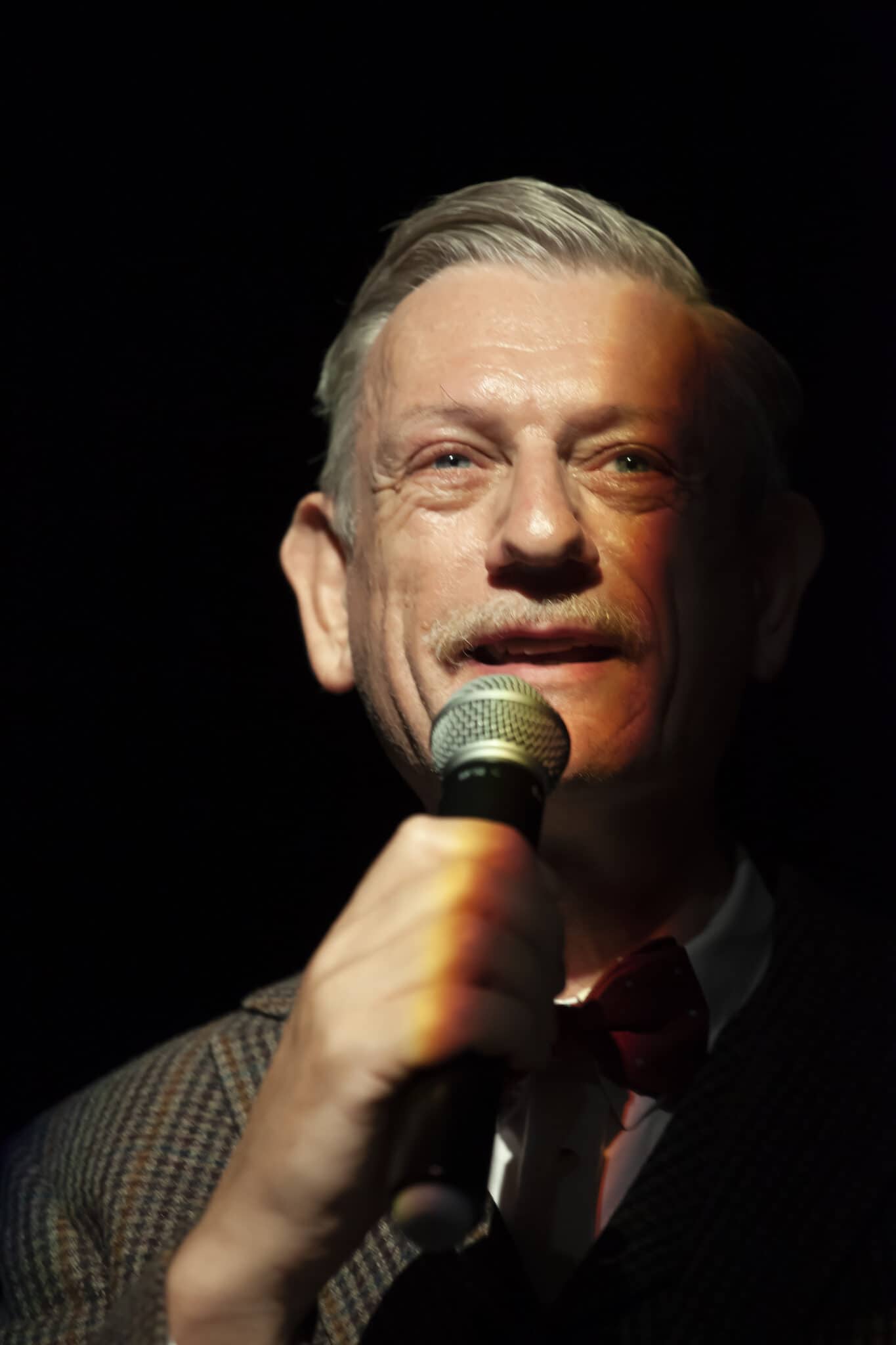 Bren Gosling speaking at the Bloomsbury Festival.