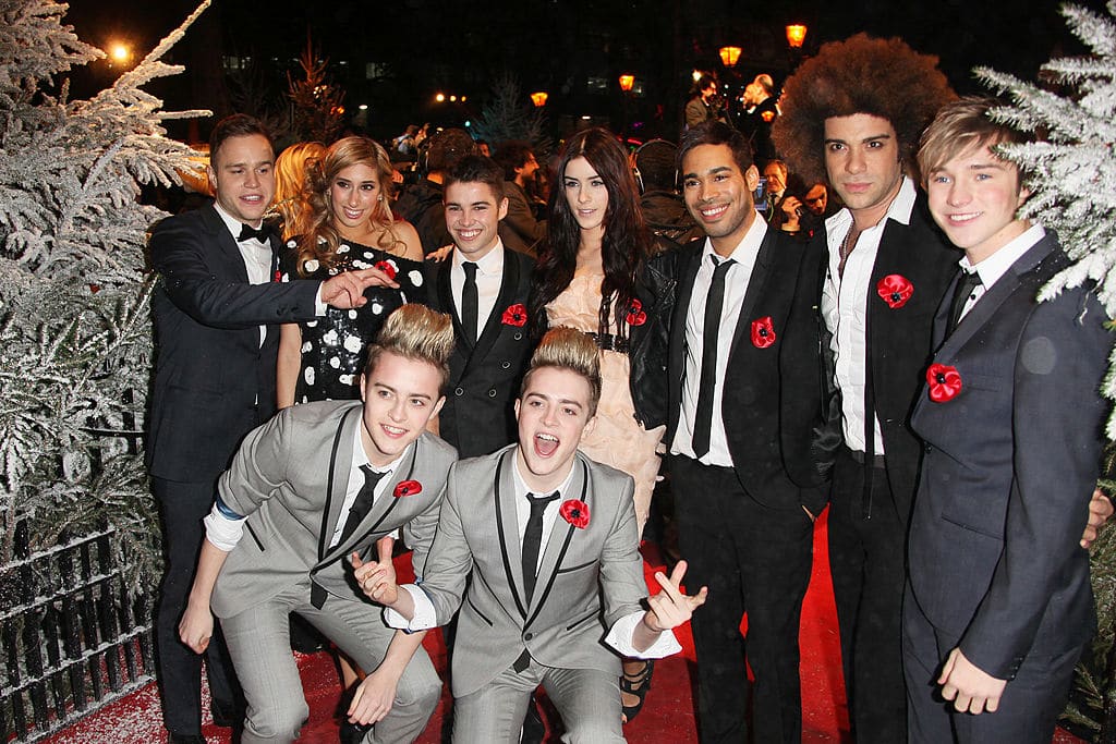 Olly Murs, Stacey Solomon, Joe McElderry, Lucie Jones, Danyl Johnson, Jamie Archer, Lloyd Daniels, John and Edward Grimes of the X Factor.