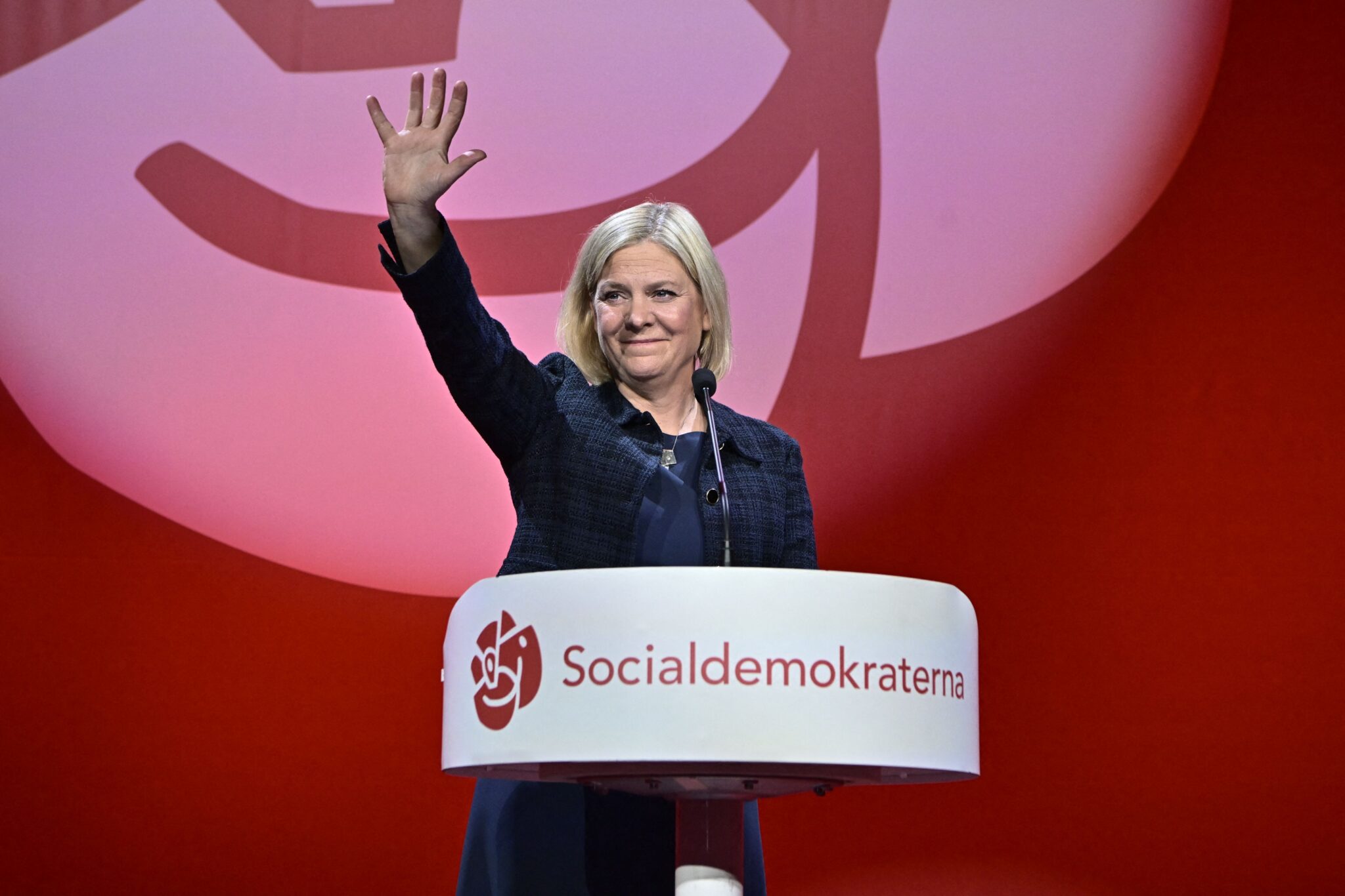 Swedish PM resigns as far-right party with neo-Nazi origins set to enter coalition government
