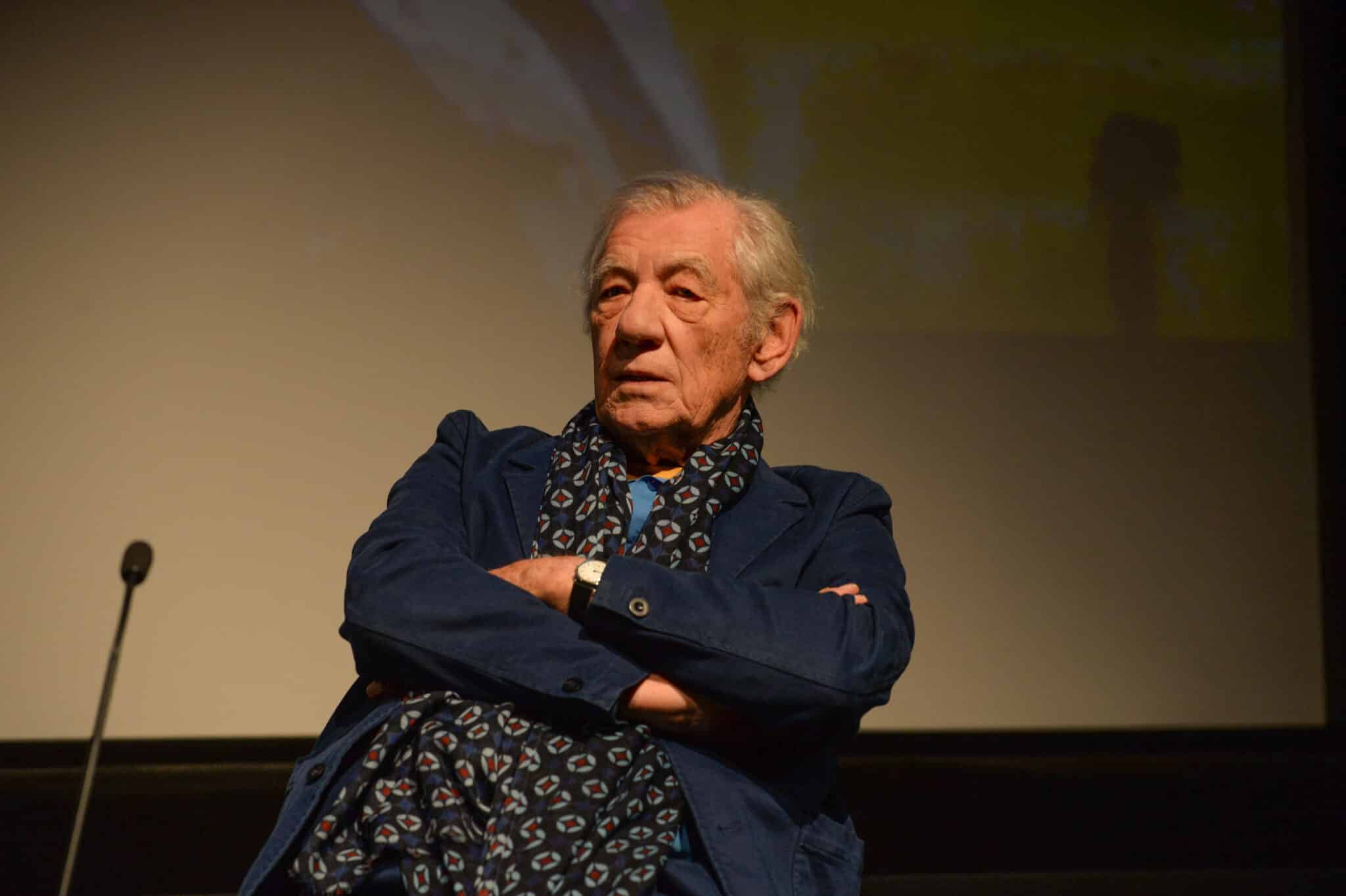 Ian McKellen defends straight actors playing gay roles