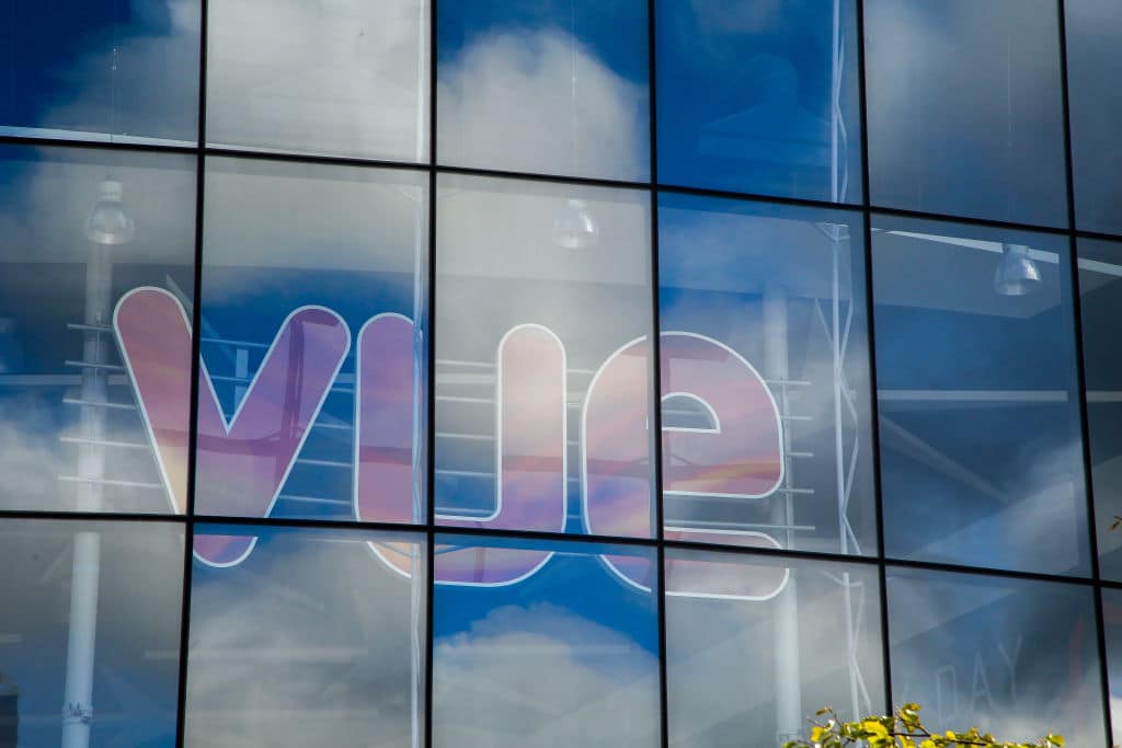 Cinema forced to stop film as bigots hurl homophobic abuse at gay couple