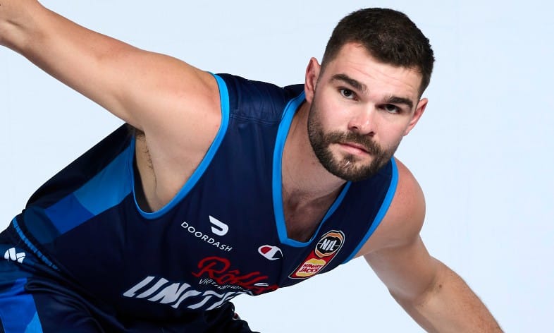 Basketball star Isaac Humphries makes history by coming out as gay: 'I want to do my part'