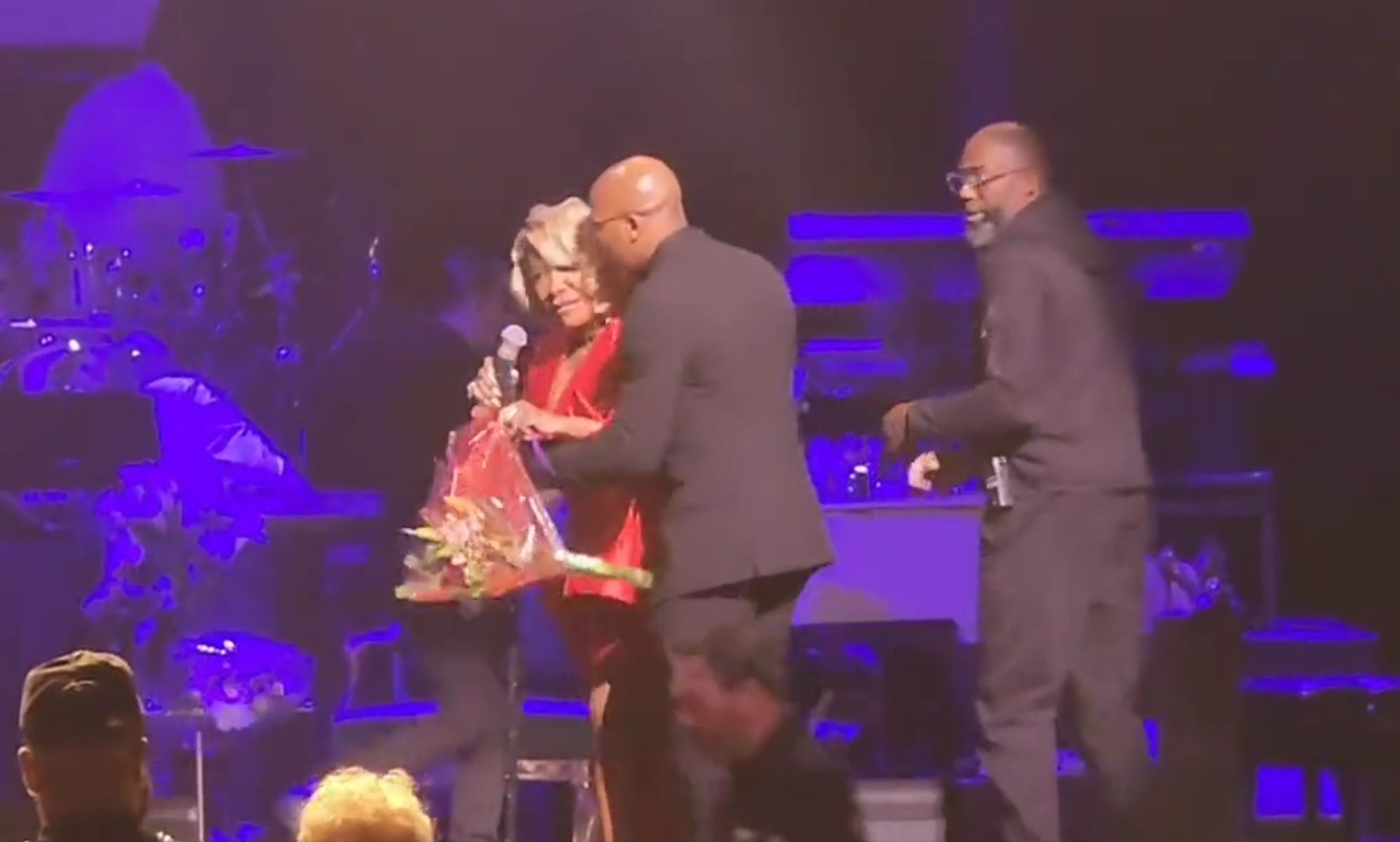 Patti LaBelle frantically rushed off stage mid-concert due to 'bomb threat'